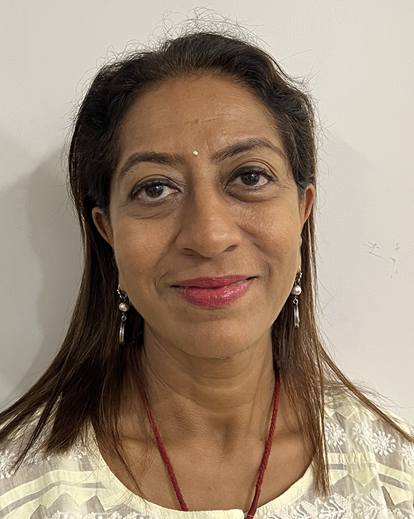 Divya KAUSHIK